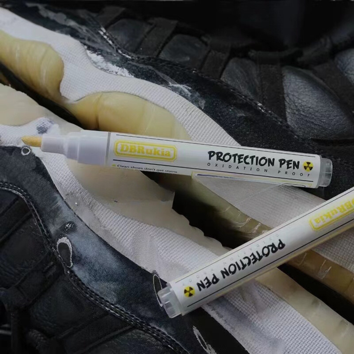 RMAX Shoe Anti-Oxidation Pen Shoe Edge Antioxidant Shoe protection- 2 Pack